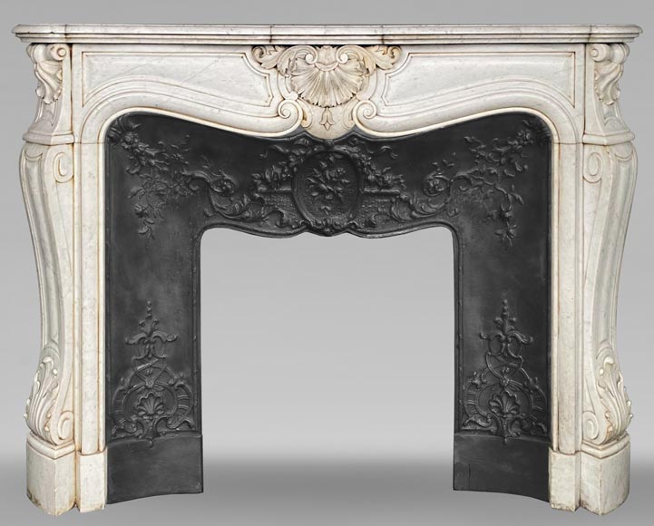 Louis XV style mantel in Carrara marble with shells-0
