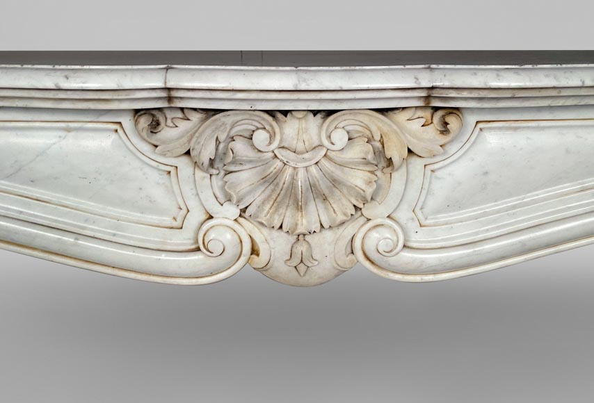 Louis XV style mantel in Carrara marble with shells-1