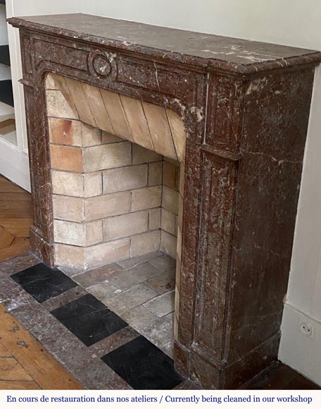 Pompadour fireplace place in Red of the North marble, 19th century-3