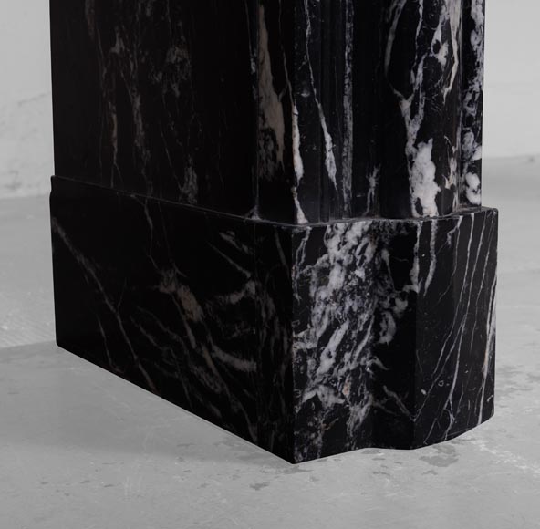 Mantel Bolection model in Marquina marble-4