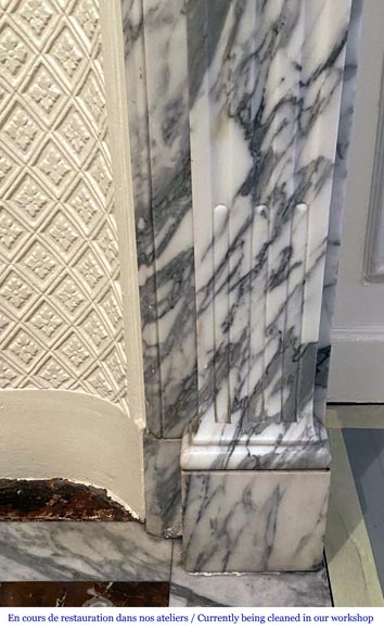 Louis XVI style mantel with flutes in Arabescato marble-5