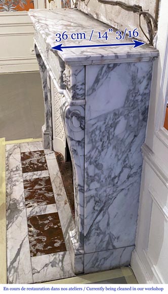 Louis XVI style mantel with flutes in Arabescato marble-8