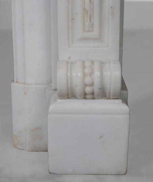 Splendid Louis XVI style mantel in statuary marble with quivers inspired by the model in the Fontainebleau castel drawn by Pierre-Marie Rousseau-15