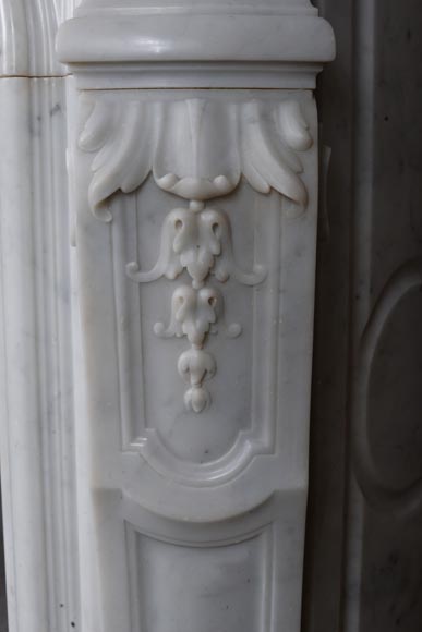 Louis XV style mantel in Carrara marble richly sculpted-11
