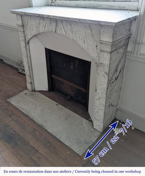 Small and original mantel with a rounded entablature in Arabescato marble-5