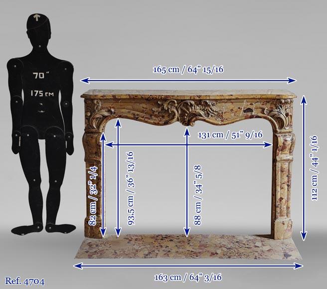 Louis XV period mantel in Alep Breccia with a winged shell-13