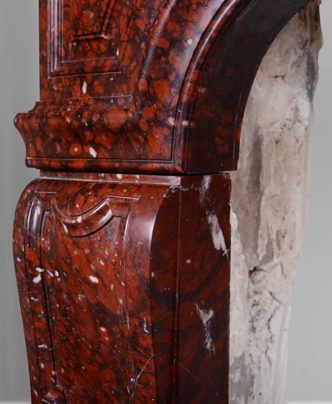Beautiful Griotte Red marble mantel with a cabochon in an ancanthus leaves surround-6