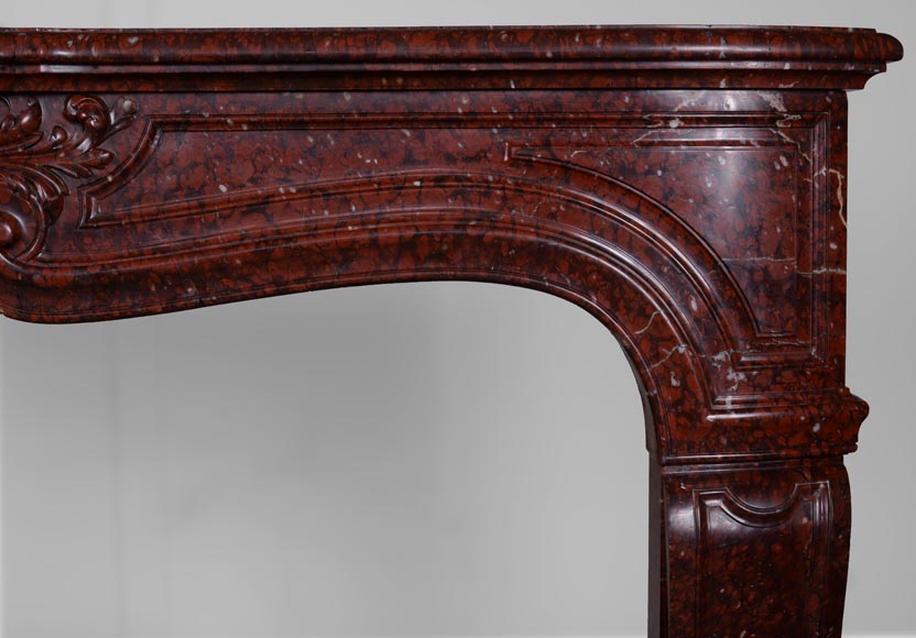 Beautiful Griotte Red marble mantel with a cabochon in an ancanthus leaves surround-9