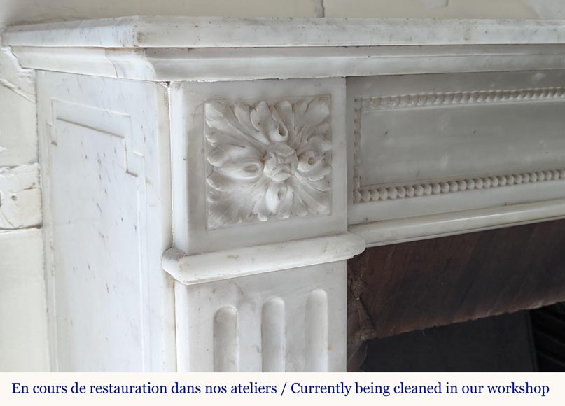 Louis XVI style mantel in half statuary marble with roses-3