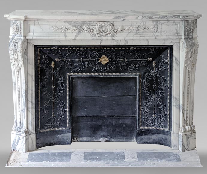 Beautiful curved Louis XVI style mantel in Arabescato marble with a laurel leaves crown-0