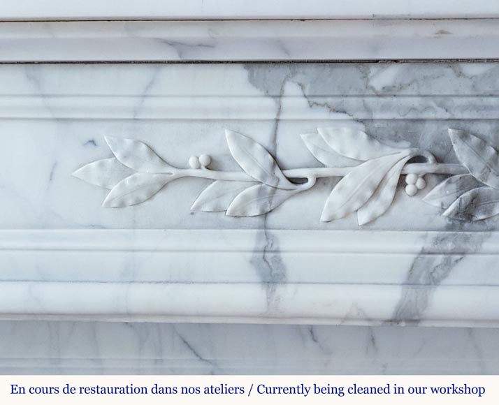 Beautiful curved Louis XVI style mantel in Arabescato marble with a laurel leaves crown-3