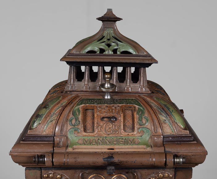 Musgrave & Co mannheim - Enameled cast iron stove adorned with views of important buildings in the Palatinate, Germany, circa 1900-3