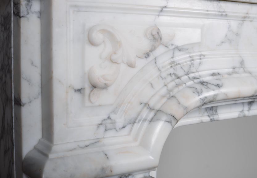 Beautiful Regency style mantel with palmette in Arabescato marble-5