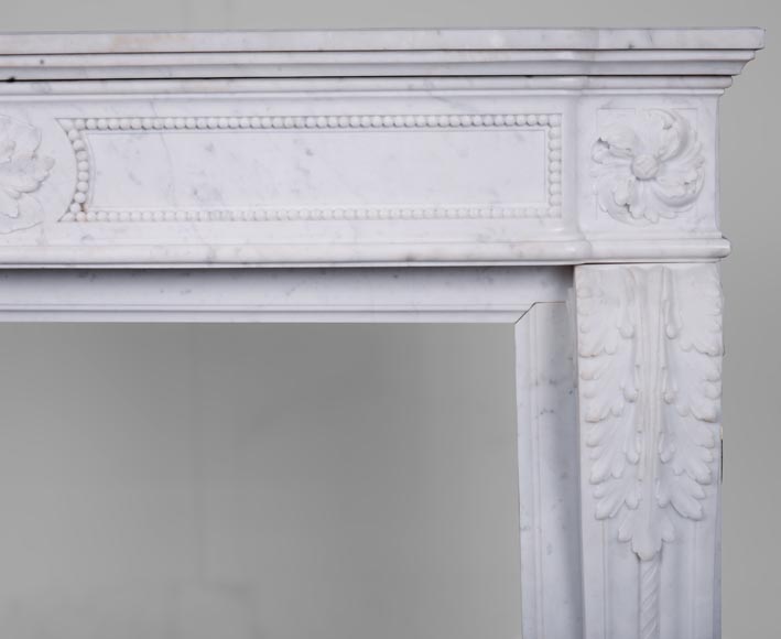 Louis XVI style mantel in Carrara marble-8