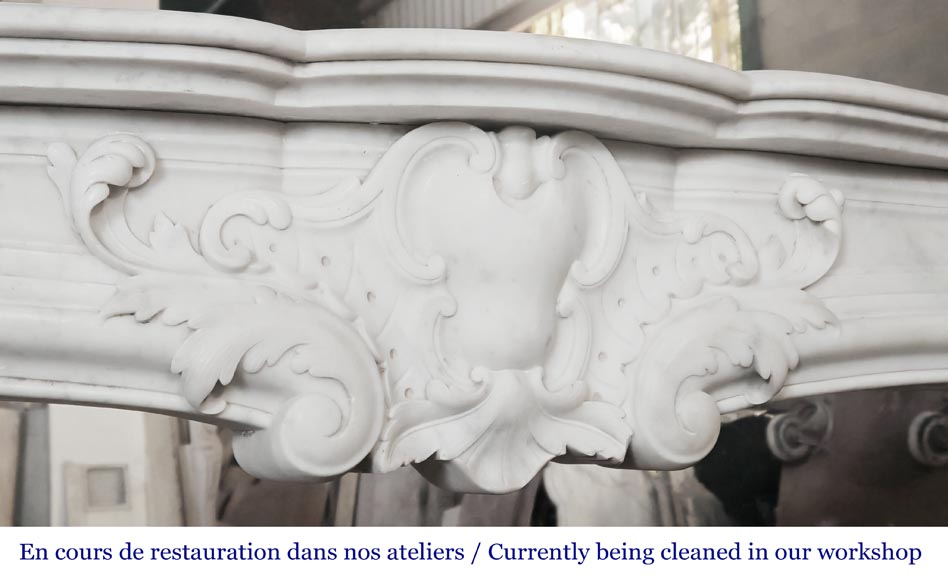 Important Regency style fireplace in Carrara marble-2