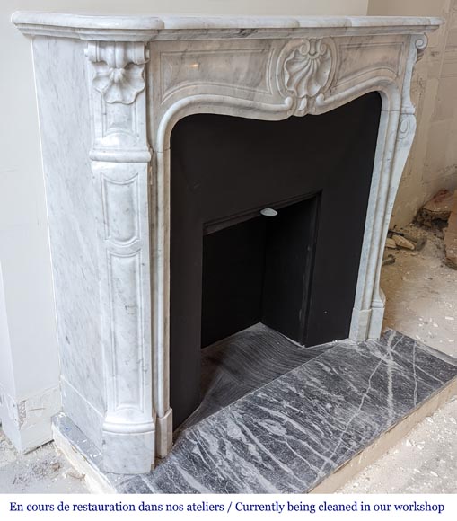 Louis XV style mantel with three shells in Carrara marble-3