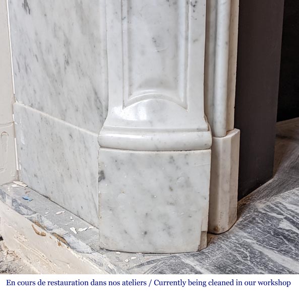 Louis XV style mantel with three shells in Carrara marble-5