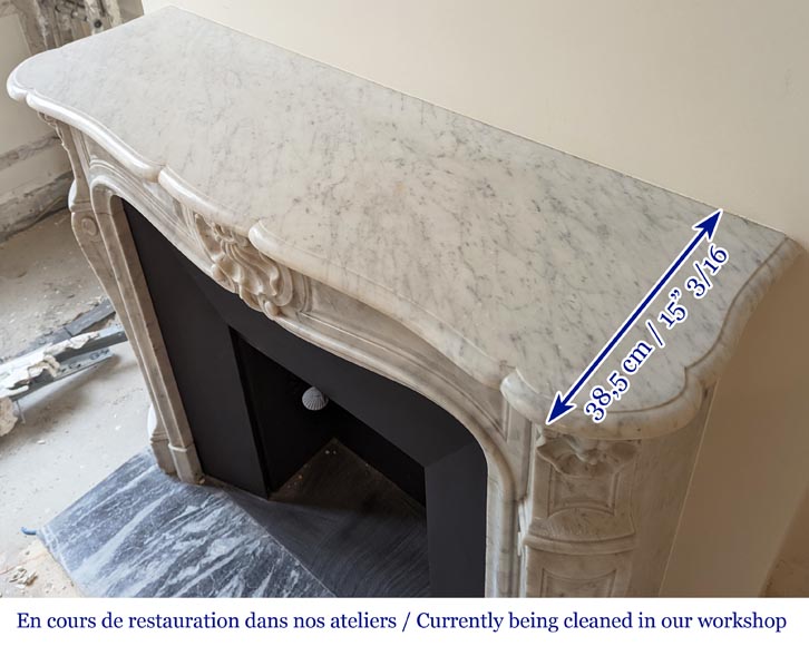 Louis XV style mantel with three shells in Carrara marble-9