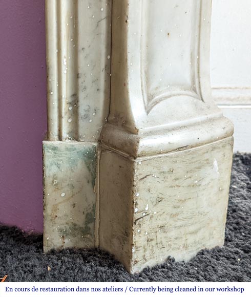 Pompadour mantel in Carrara marble-7