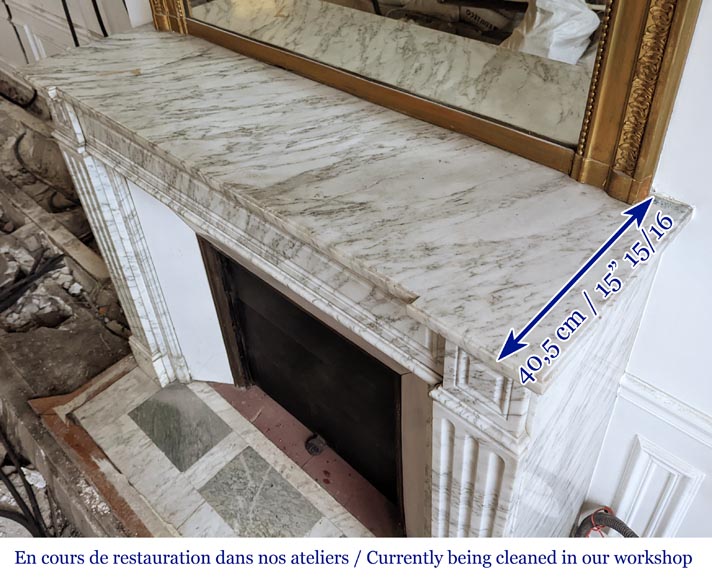 Small Louis XVI style mantel in veined Carrara marble-9
