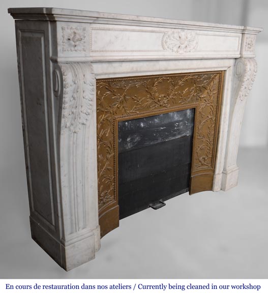 Louis XVI style fireplace with acanthus leaves carved in Carrara marble-3