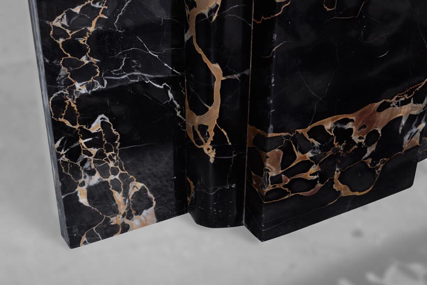 Important Art Deco mantel in Portor marble-11