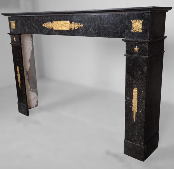 Empire period mantel in belgian petit granit with bronzes on the theme of the death of Archimedes-11