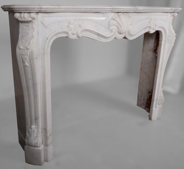 Louis XV style mantel in Carrara marble-4