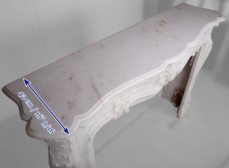 Louis XV style mantel in Carrara marble-10