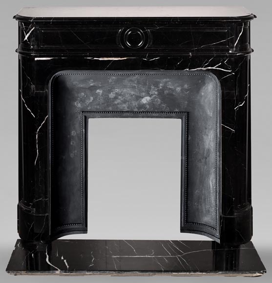 Louis XVI style chimney in Marquina marble with rounded corners-0