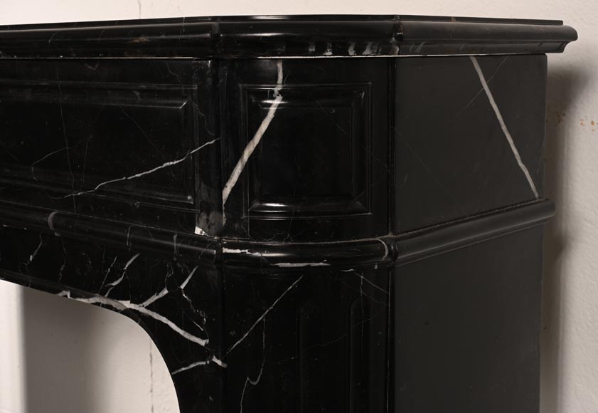 Louis XVI style chimney in Marquina marble with rounded corners-6