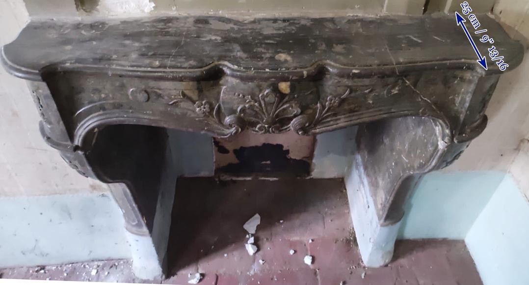 Bourgogne mantel in French grey marble from the 18th century-5