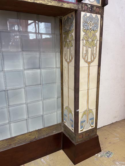Art Deco ceramic and wood mantel-8