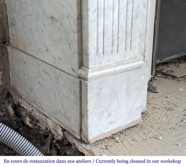 Louis XVI style mantel in Carrara marble-6