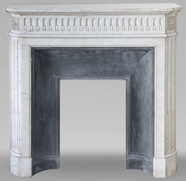 Louis XVI style Carrara marble mantel with rounded corners-0