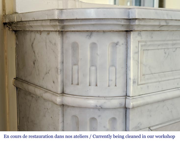 Small Louis XVI style mantel in Carrara marble with rounded corners-3