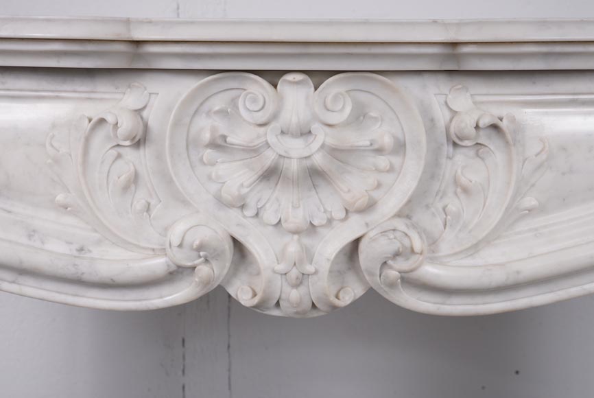 Louis XV style mantel adorned with acanthus leaves in Carrara marble-1