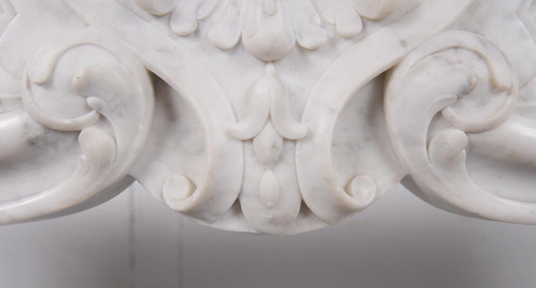 Louis XV style mantel adorned with acanthus leaves in Carrara marble-4
