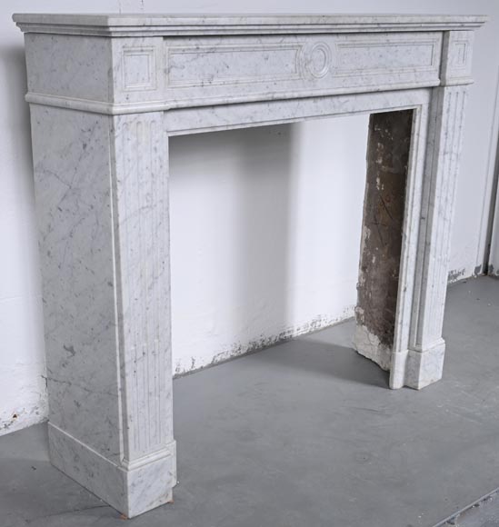 Louis XVI mantel in Carrara marble-2