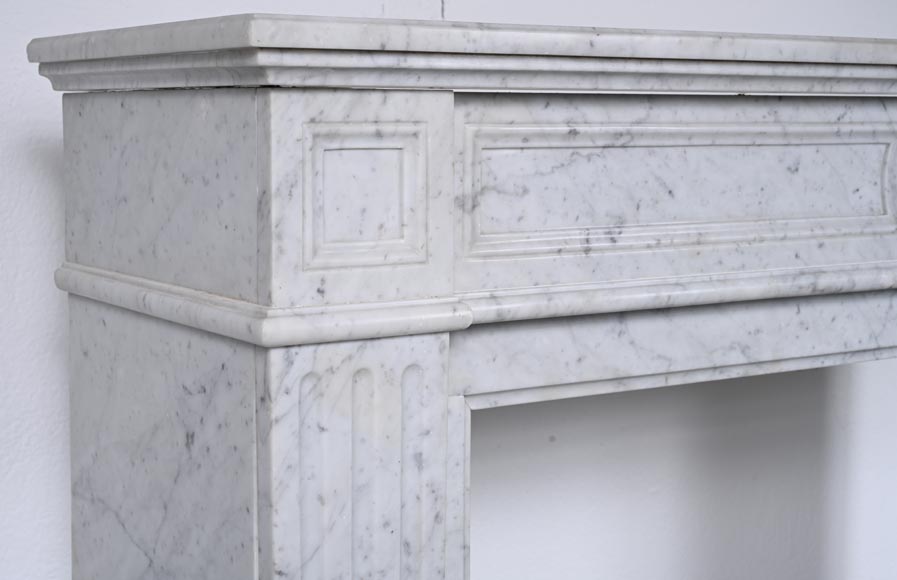 Louis XVI mantel in Carrara marble-3