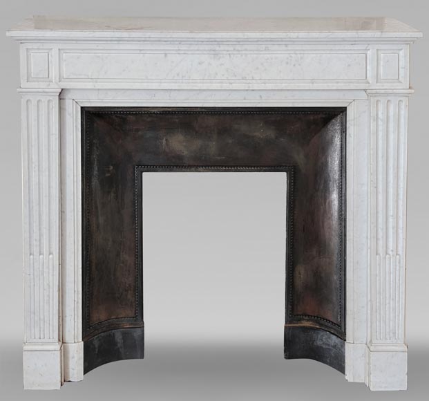 Small simple Louis XVI style mantel in Carrara marble-0