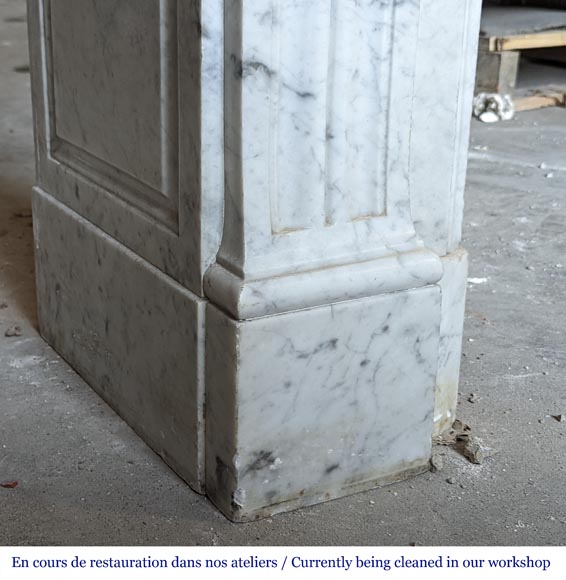 Louis XVI style mantel with carved acanthus leaves in Carrara marble-6