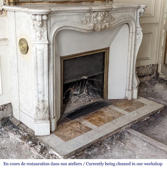 Louis XV style mantel in Carrara marble-3