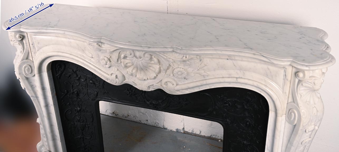 Louis XV style mantelpiece in Carrara marble with shells and flowers-10