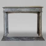 Directoire style mantel with detached columns in Turquin marble