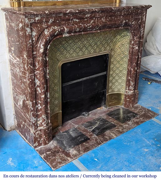 Louis XIV style mantel in Rouge du Nord marble with brass insert-2