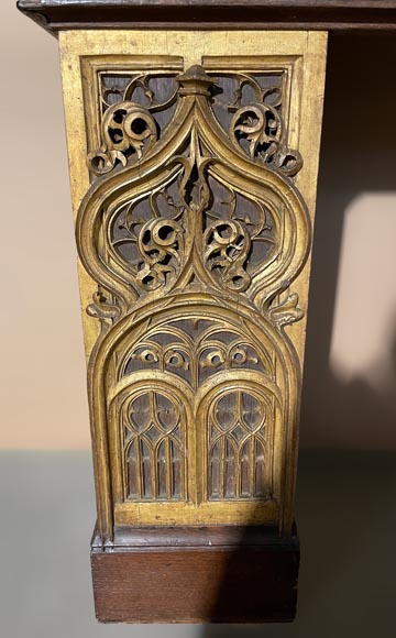Neo-Gothic style mantel in gilded wood-5