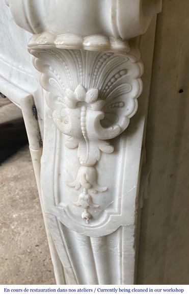 Louis XV style mantel with shell framed by palmettes carved in Carrara marble-5