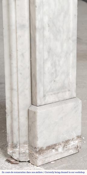 Louis XV style fireplace in Carrara marble decorated with a shell-6