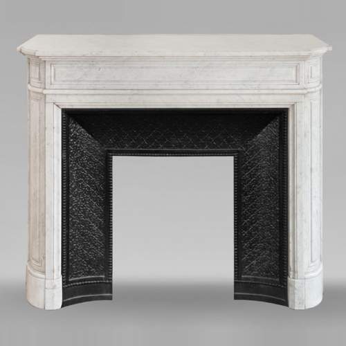 Louis XVI style fireplace in Carrara marble with rounded corner molding